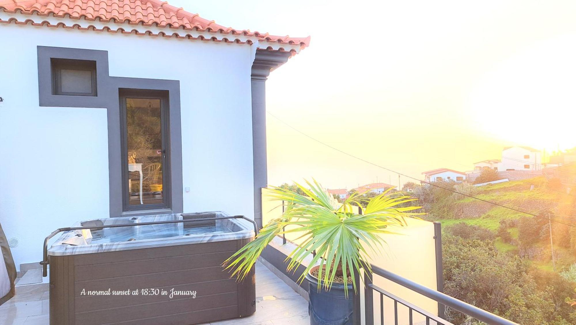 Espirito Do Mar - Premium Villa With Jacuzzi Estreito Da Calheta ภายนอก รูปภาพ